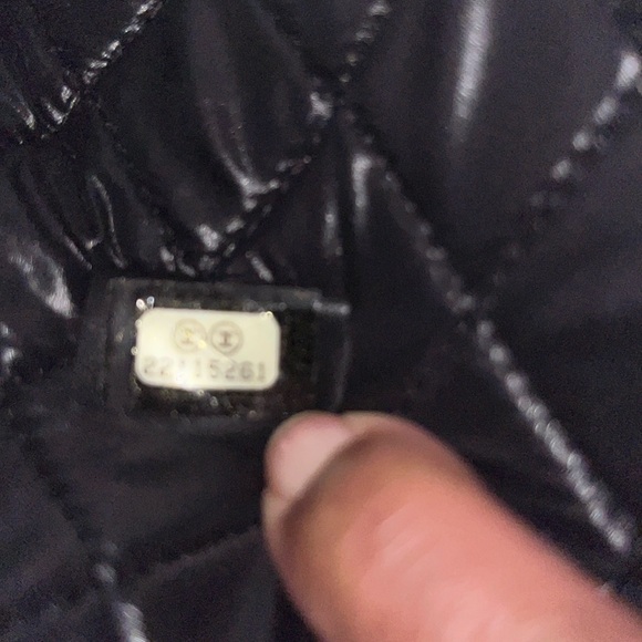 CHANEL Quilted Black Clutch O Case Vegas Charm Pull w/Box - Picture 8 of 11